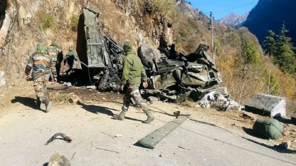 Army vehicle fell into ditch and 3 soldiers died